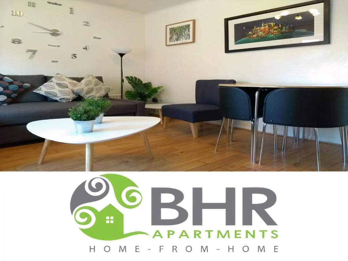 Very Central Location- Free Parking - 2 Bedrooms Belfast Kültér fotó