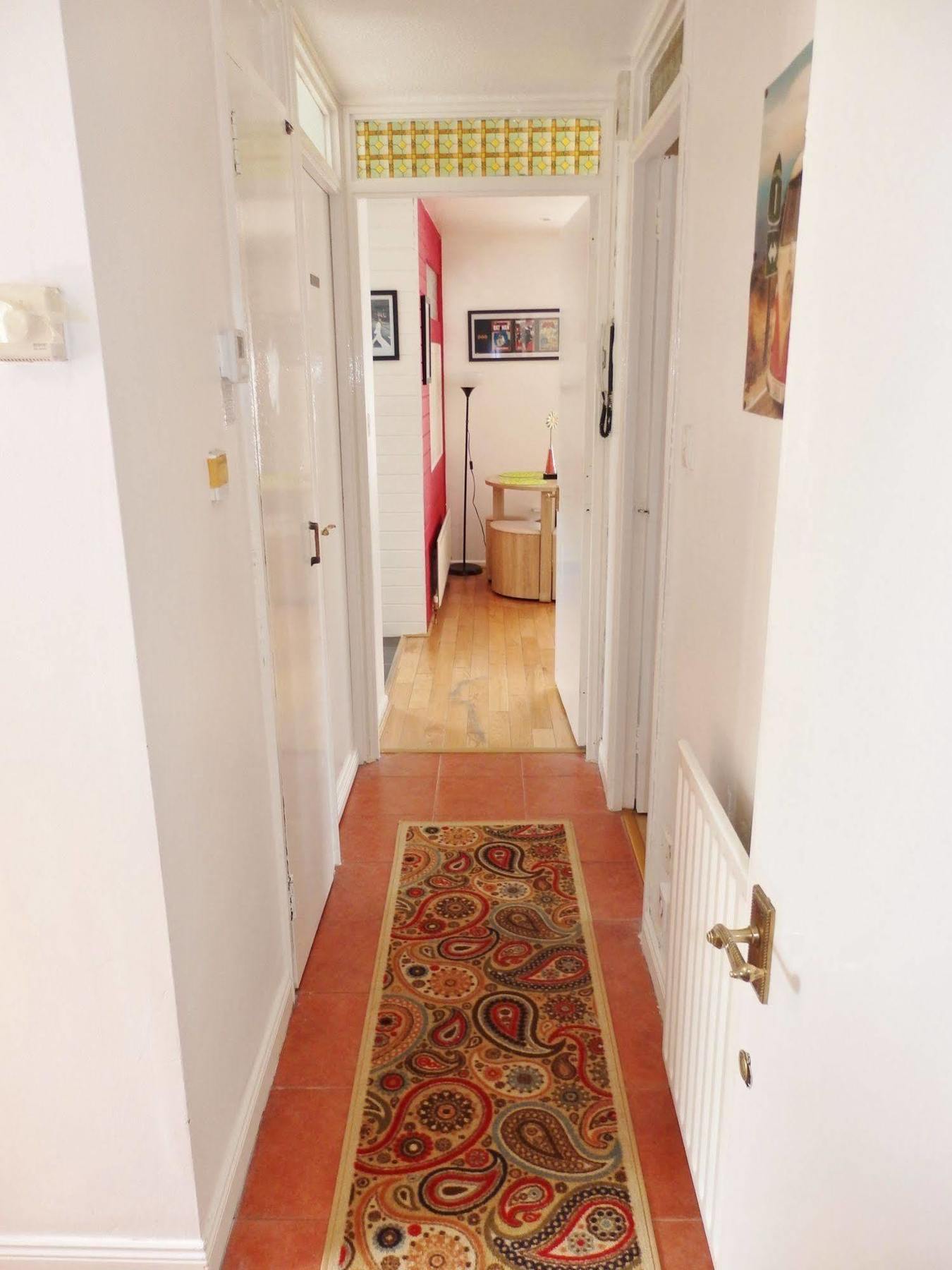Very Central Location- Free Parking - 2 Bedrooms Belfast Kültér fotó