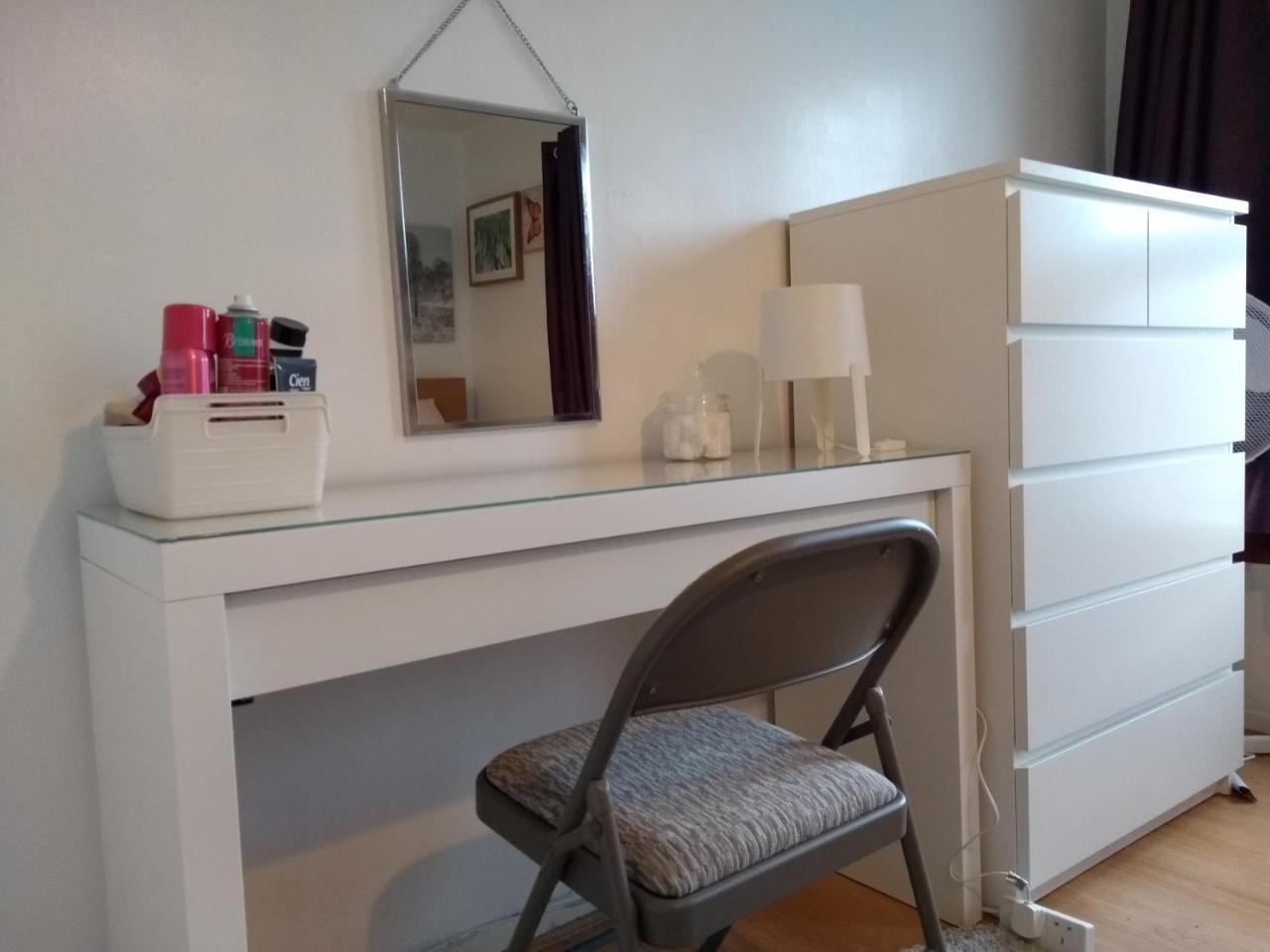 Very Central Location- Free Parking - 2 Bedrooms Belfast Kültér fotó