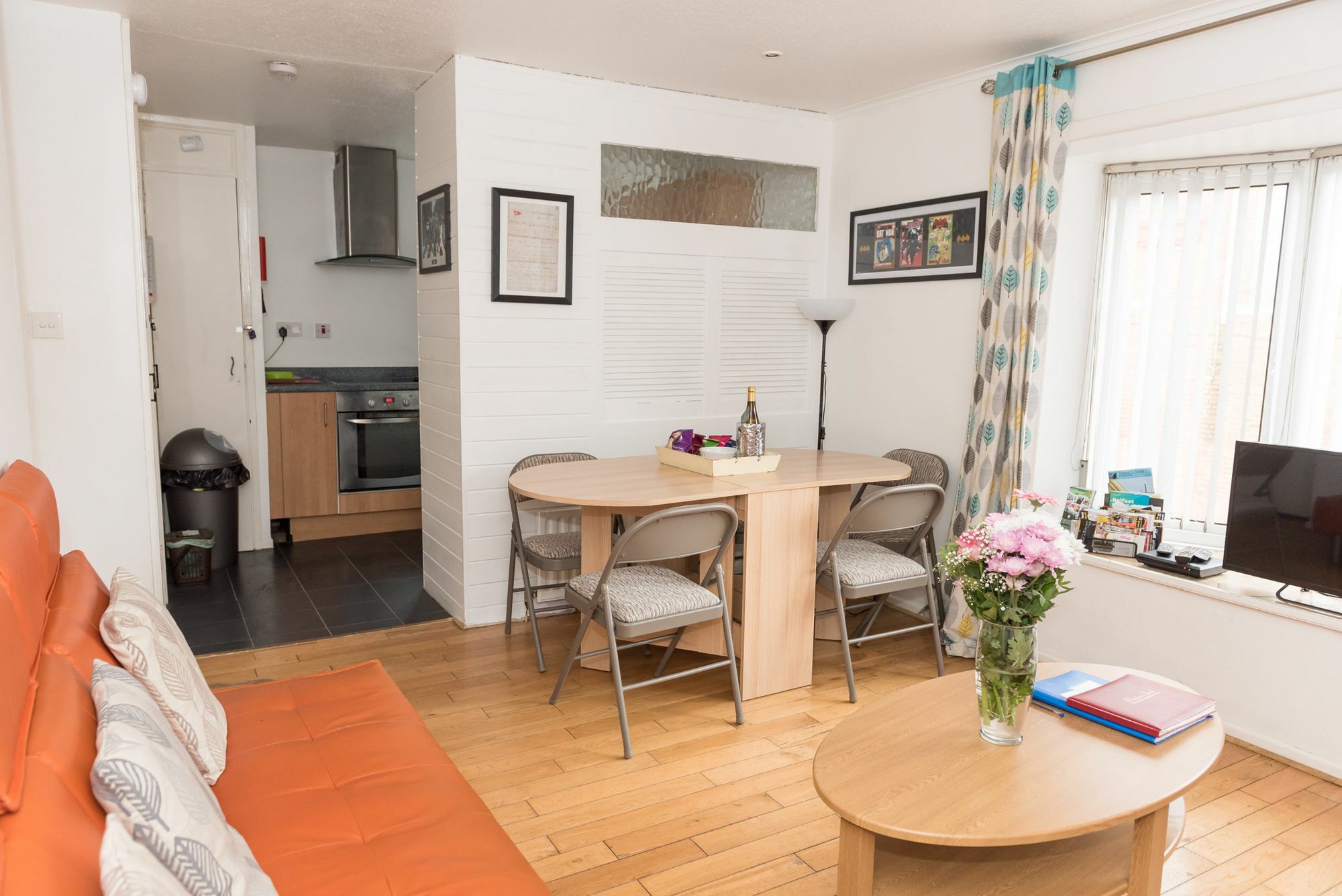 Very Central Location- Free Parking - 2 Bedrooms Belfast Kültér fotó